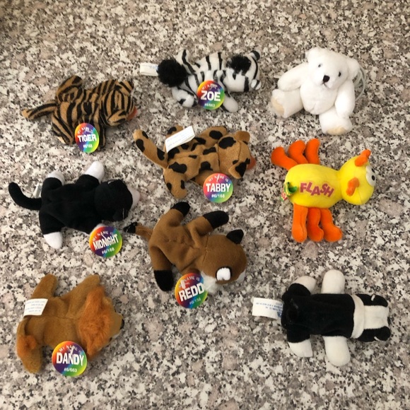 Oriental Trading Other - Beanie style plush mini animals bundle of 8 plus 1 jointed bear assorted colors